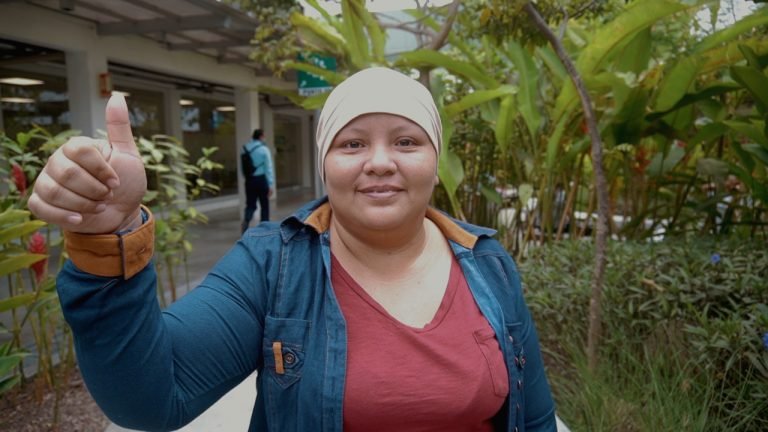 Alcaldía de Guayaquil lucha contra el cáncer de mama mediante convenio con Solca