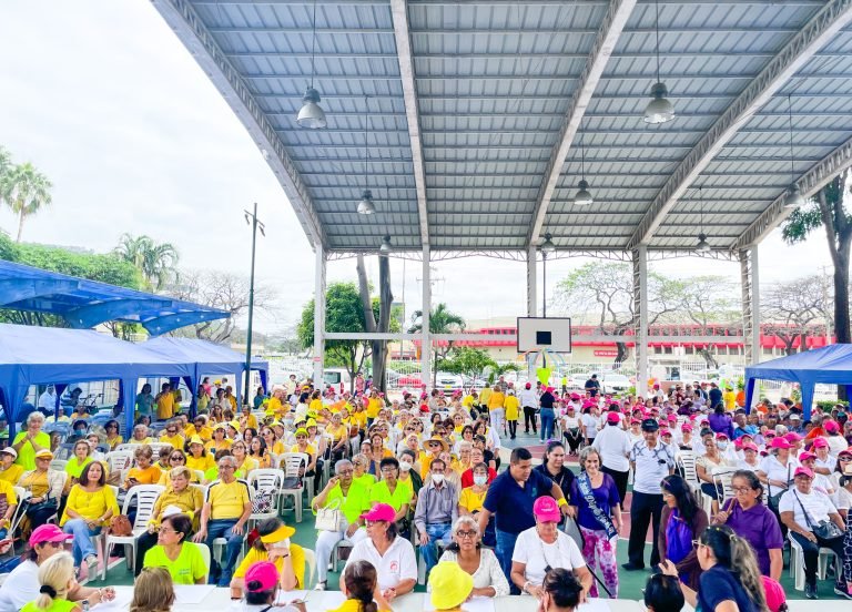En las olimpiadas del Centro Gerontológico Municipal participaron 700 adultos mayores