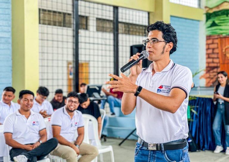 EP DASE continuará impulsando la educación en las parroquias rurales de Guayaquil