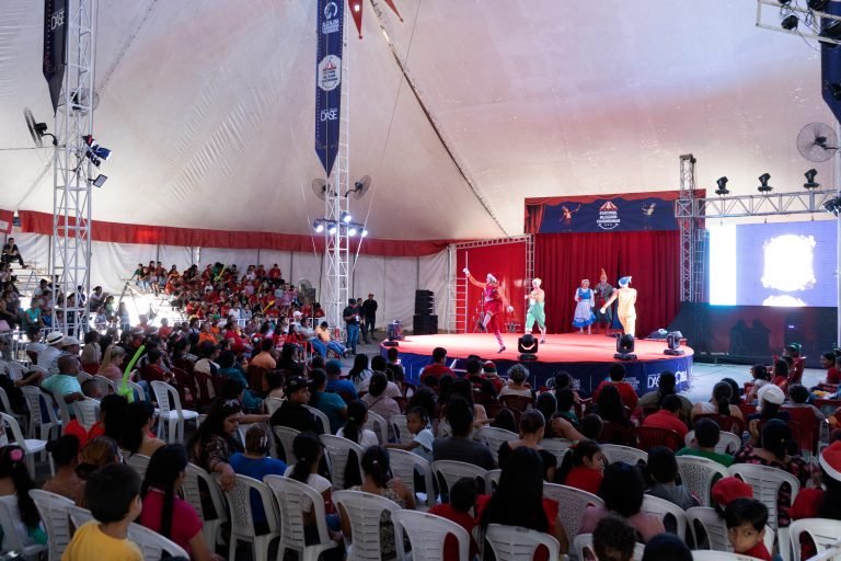 La EP DASE brinda espacio a los artistas callejeros para presentarse en Festival Alegría Ciudadana